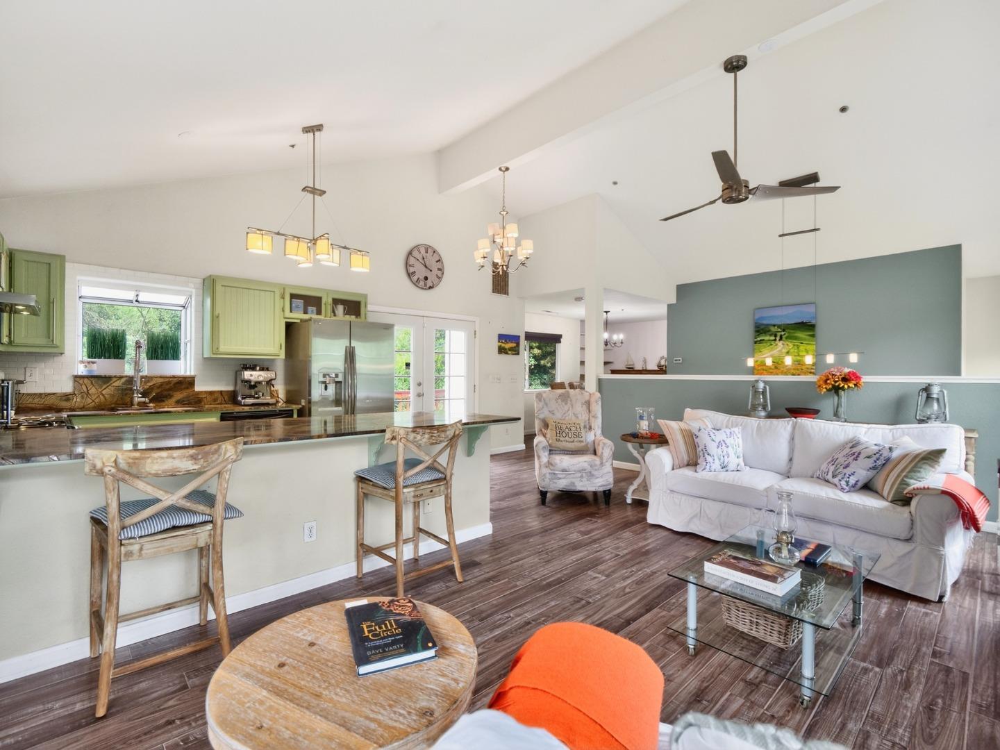 Detail Gallery Image 9 of 57 For 888 Bonita Dr, Aptos,  CA 95003 - 3 Beds | 2 Baths