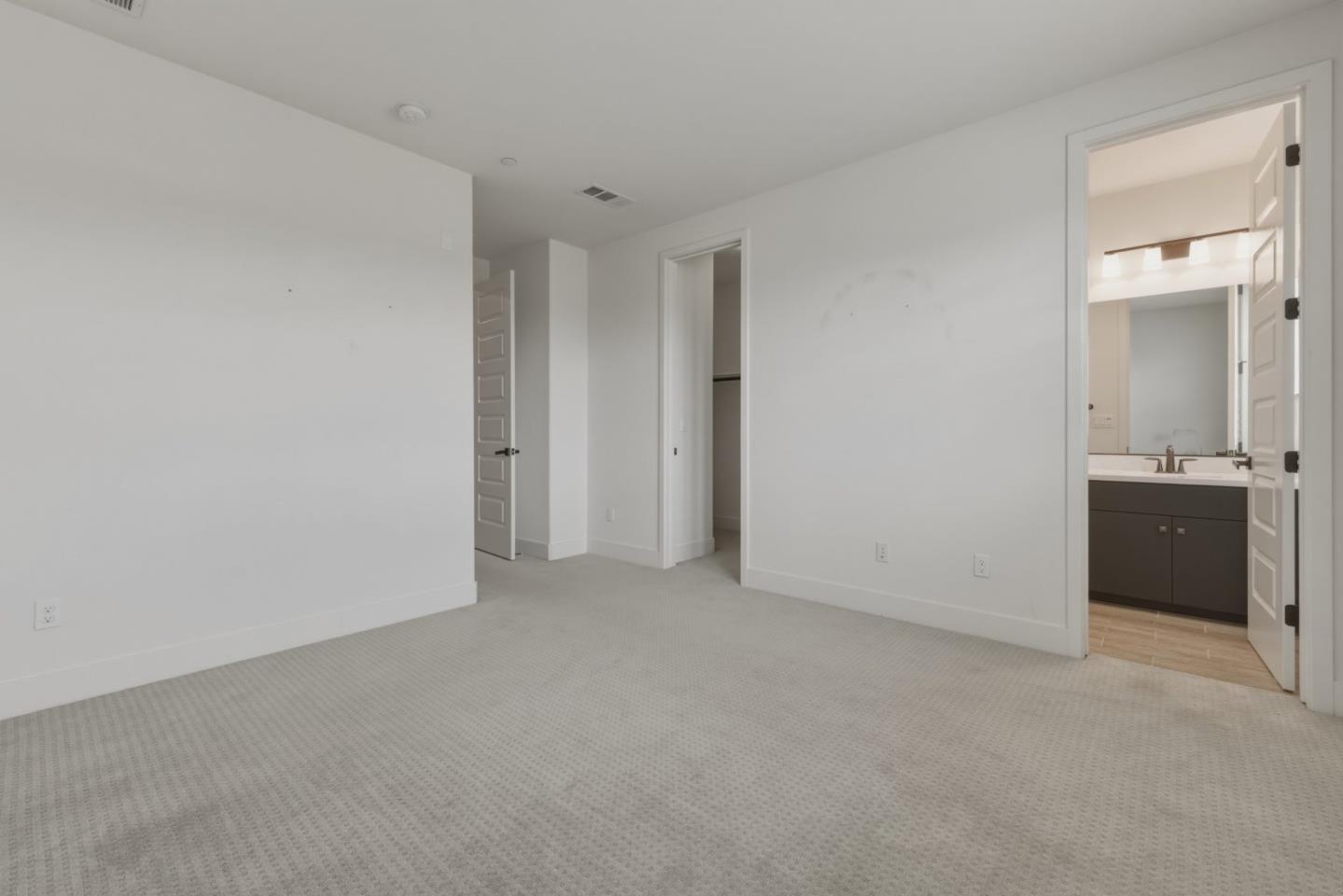 Detail Gallery Image 26 of 36 For 2737 5th St, Alameda,  CA 94501 - 3 Beds | 3/1 Baths