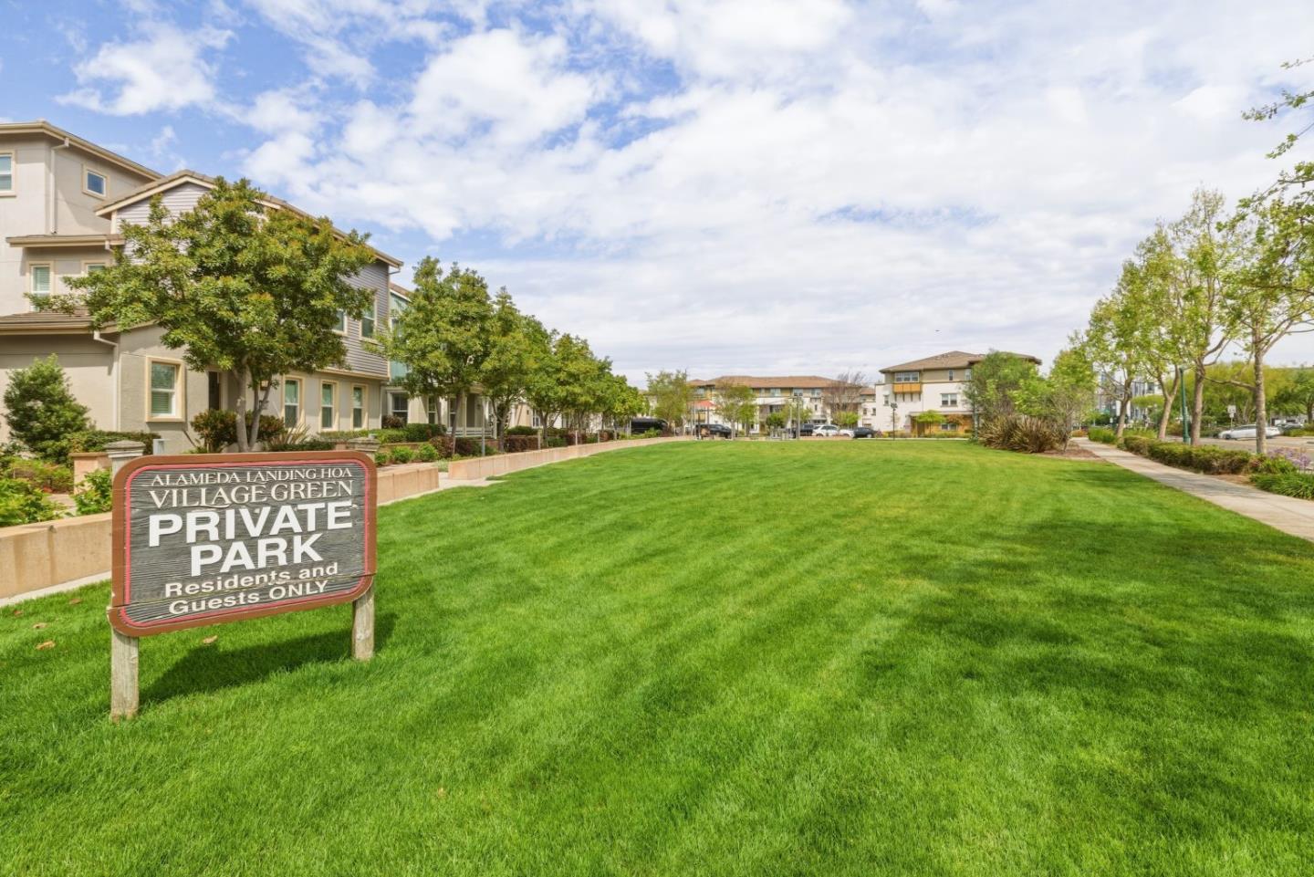 Detail Gallery Image 32 of 36 For 2737 5th St, Alameda,  CA 94501 - 3 Beds | 3/1 Baths