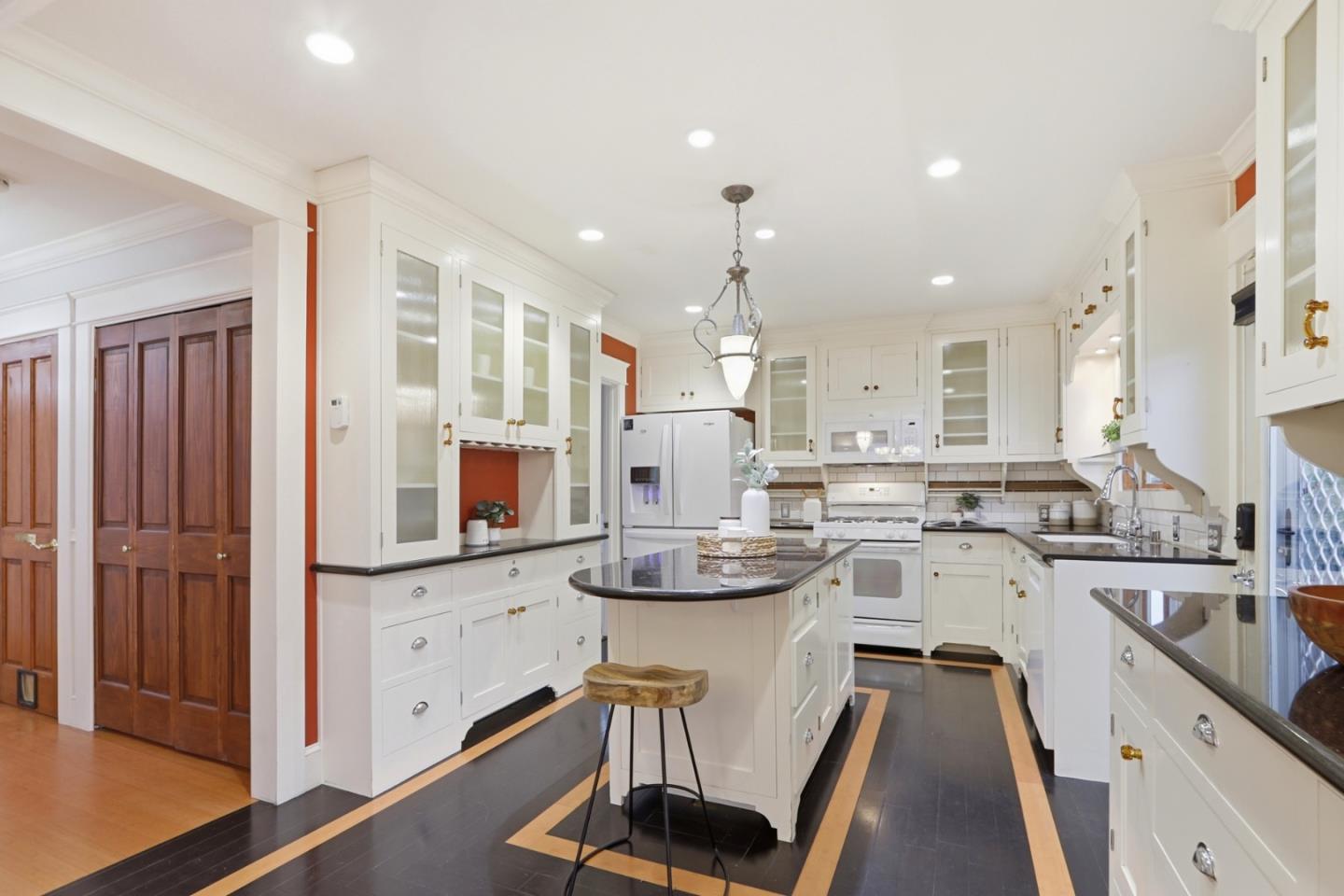 Detail Gallery Image 20 of 85 For 357 S 16th St, San Jose,  CA 95112 - – Beds | – Baths