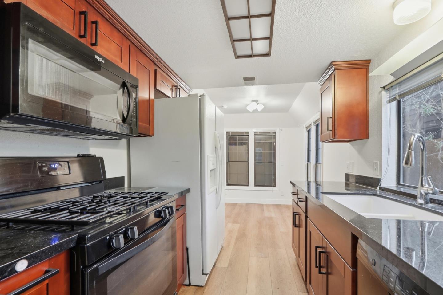 Detail Gallery Image 62 of 85 For 357 S 16th St, San Jose,  CA 95112 - – Beds | – Baths