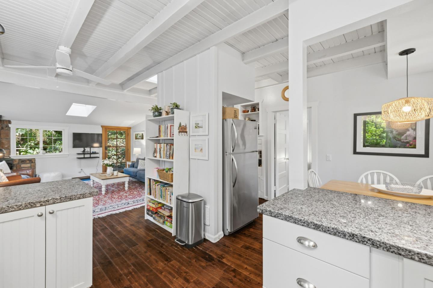 Detail Gallery Image 11 of 52 For 11931 Highway 9, Boulder Creek,  CA 95006 - 2 Beds | 1 Baths