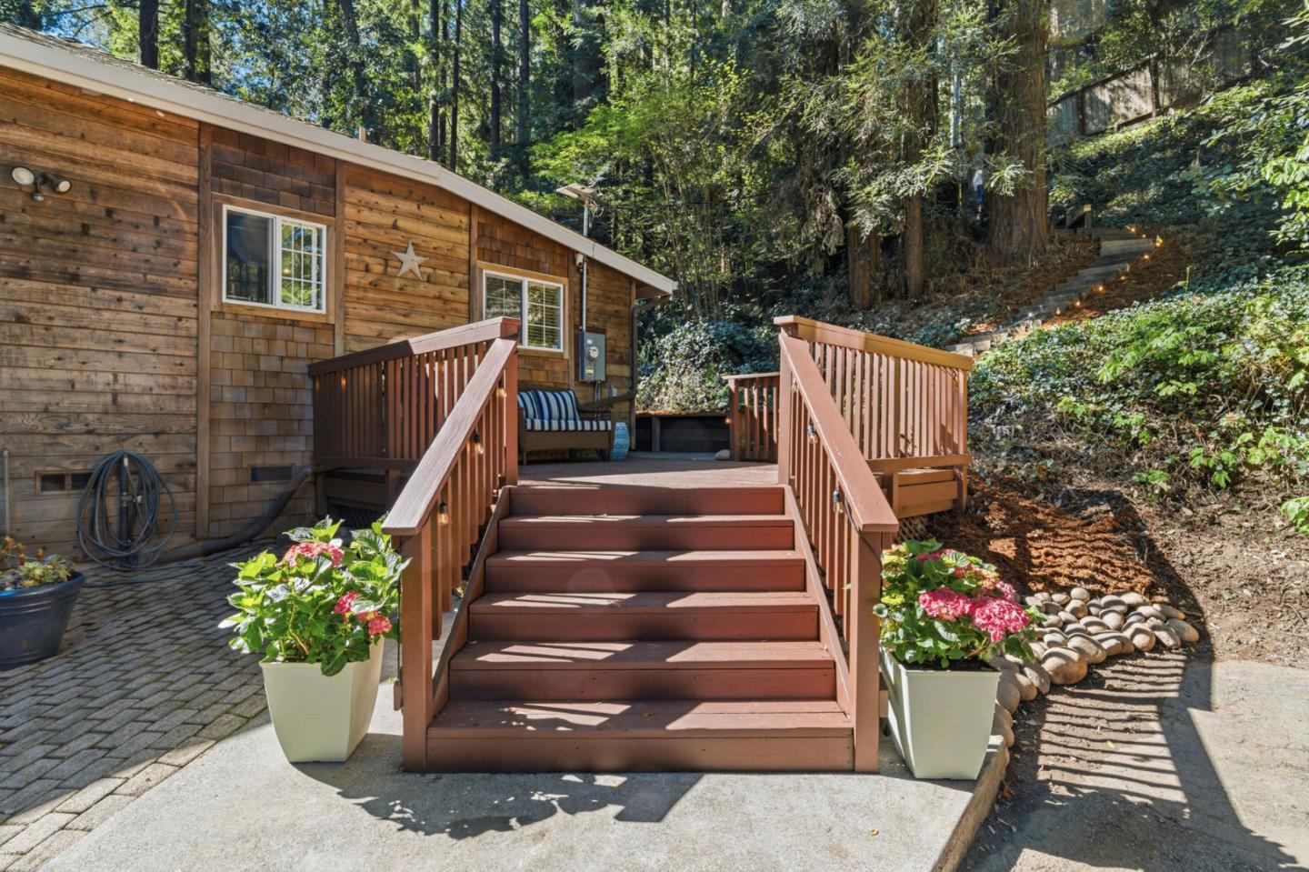 Detail Gallery Image 4 of 52 For 11931 Highway 9, Boulder Creek,  CA 95006 - 2 Beds | 1 Baths