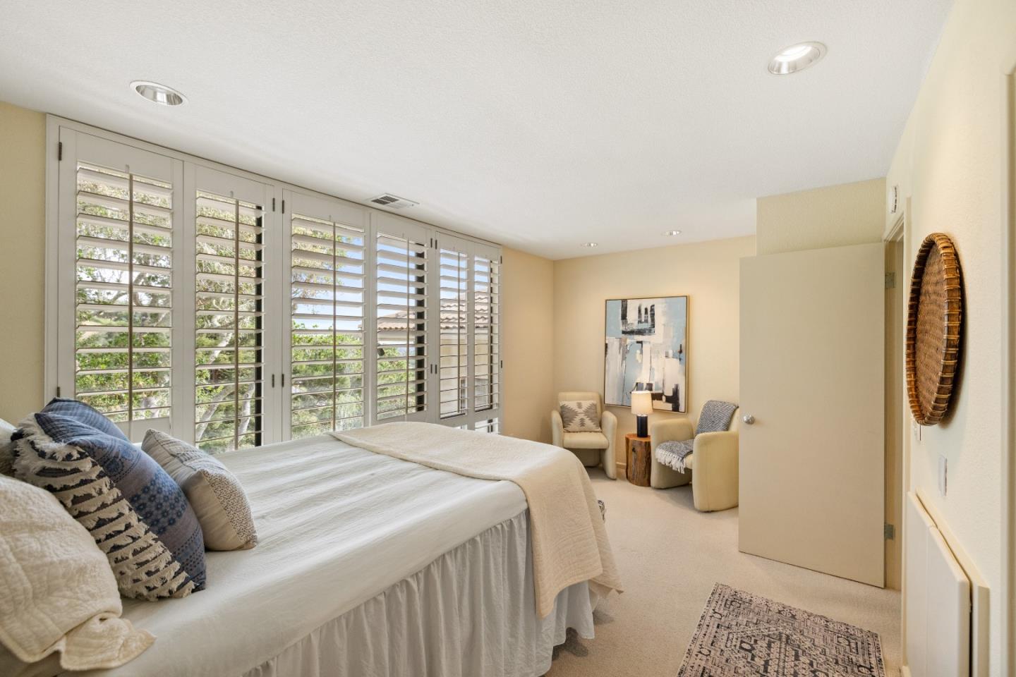 Detail Gallery Image 26 of 53 For 13538 Paseo Terrano, Corral De Tierra,  CA 93908 - 3 Beds | 3 Baths