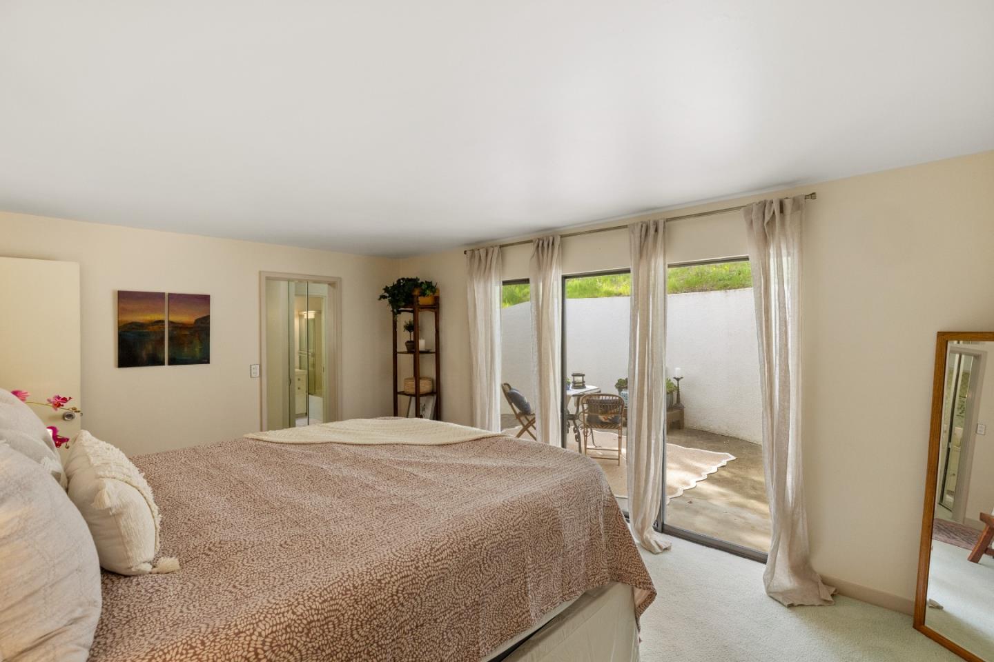 Detail Gallery Image 35 of 53 For 13538 Paseo Terrano, Corral De Tierra,  CA 93908 - 3 Beds | 3 Baths