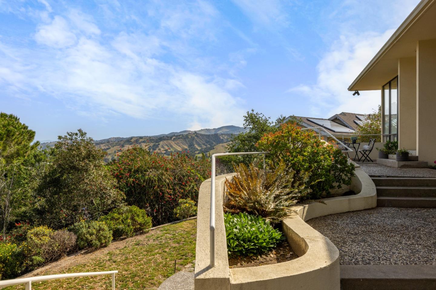 Detail Gallery Image 5 of 53 For 13538 Paseo Terrano, Corral De Tierra,  CA 93908 - 3 Beds | 3 Baths