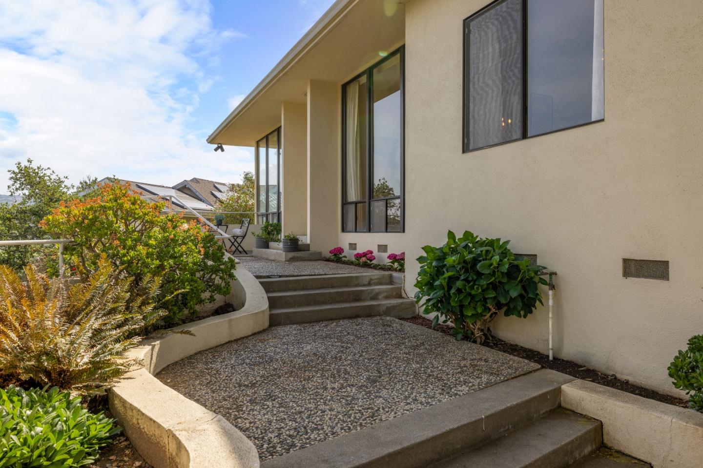 Detail Gallery Image 6 of 53 For 13538 Paseo Terrano, Corral De Tierra,  CA 93908 - 3 Beds | 3 Baths