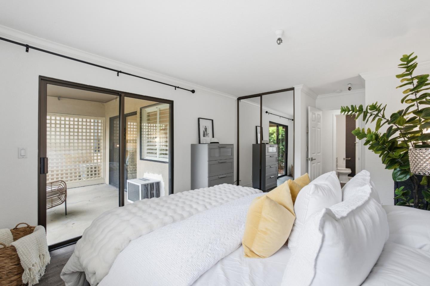 Detail Gallery Image 24 of 48 For 449 Alberto Way #C134,  Los Gatos,  CA 95032 - 2 Beds | 1 Baths