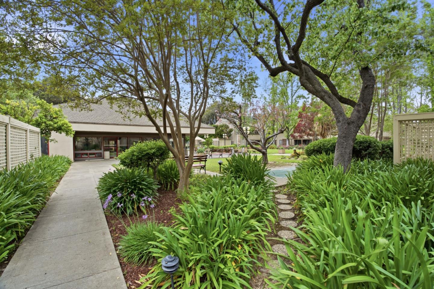 Detail Gallery Image 35 of 48 For 449 Alberto Way #C134,  Los Gatos,  CA 95032 - 2 Beds | 1 Baths