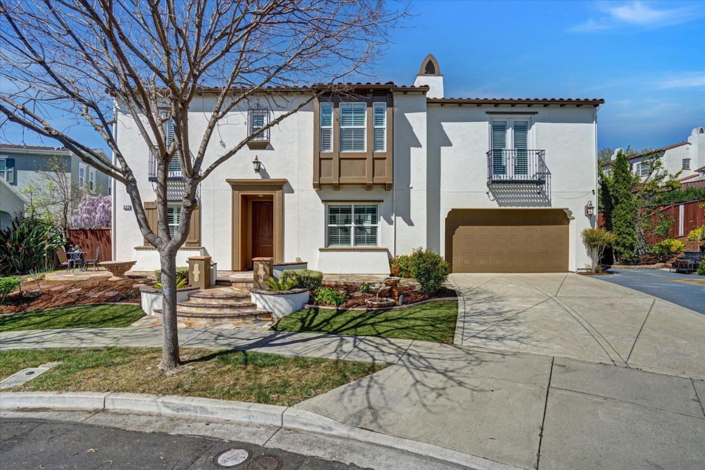 Detail Gallery Image 2 of 36 For 233 Snowdrop Ct, San Ramon,  CA 94582 - 5 Beds | 5/1 Baths