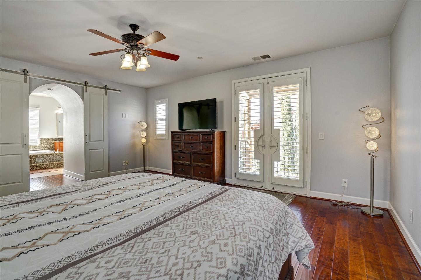 Detail Gallery Image 21 of 36 For 233 Snowdrop Ct, San Ramon,  CA 94582 - 5 Beds | 5/1 Baths