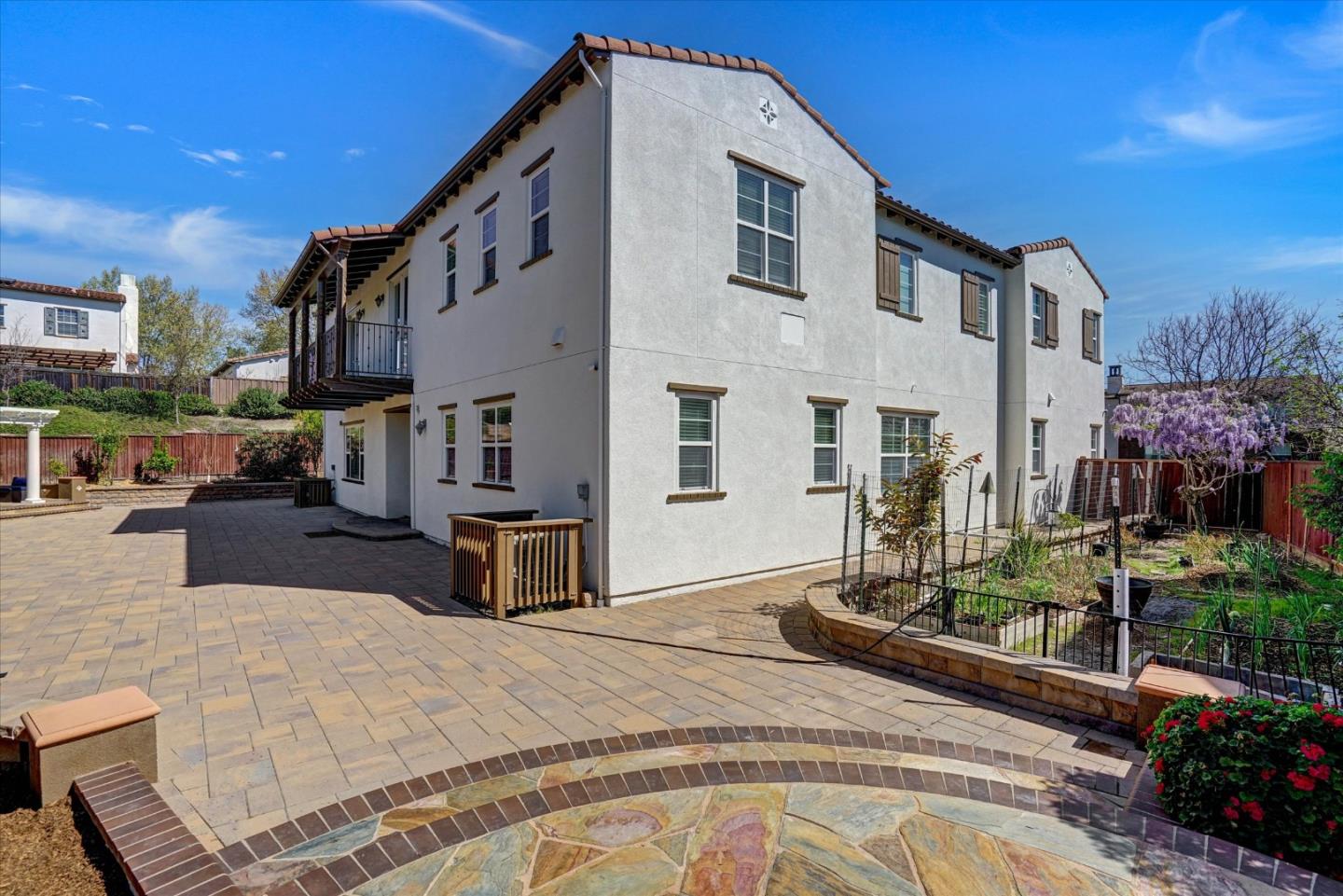 Detail Gallery Image 35 of 36 For 233 Snowdrop Ct, San Ramon,  CA 94582 - 5 Beds | 5/1 Baths