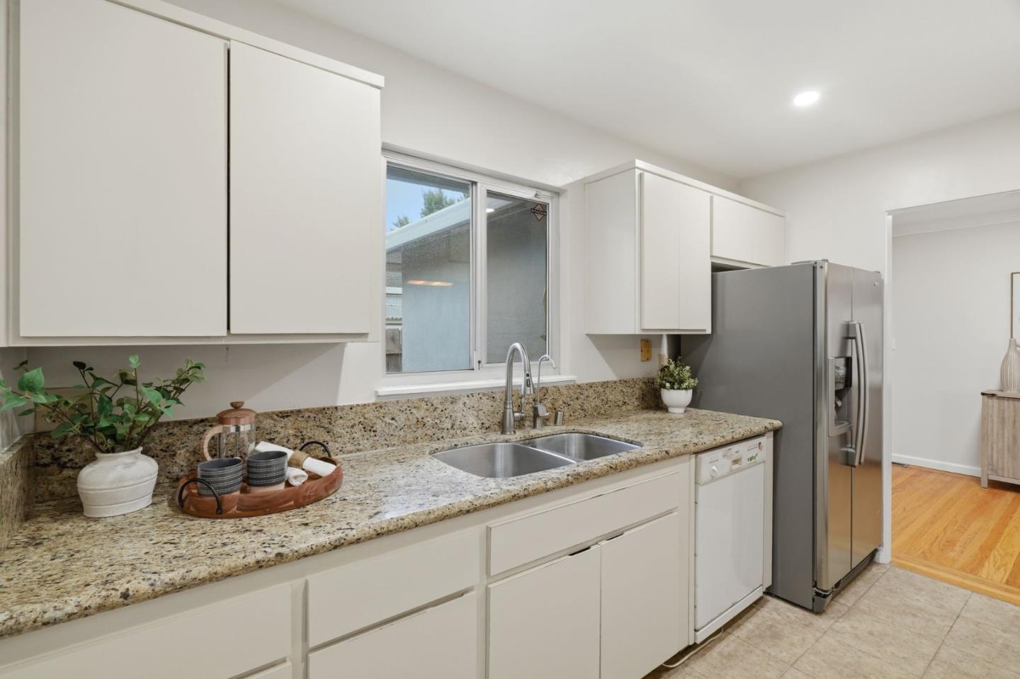 Detail Gallery Image 18 of 58 For 3240 Santa Maria Ave, Santa Clara,  CA 95051 - 3 Beds | 2 Baths