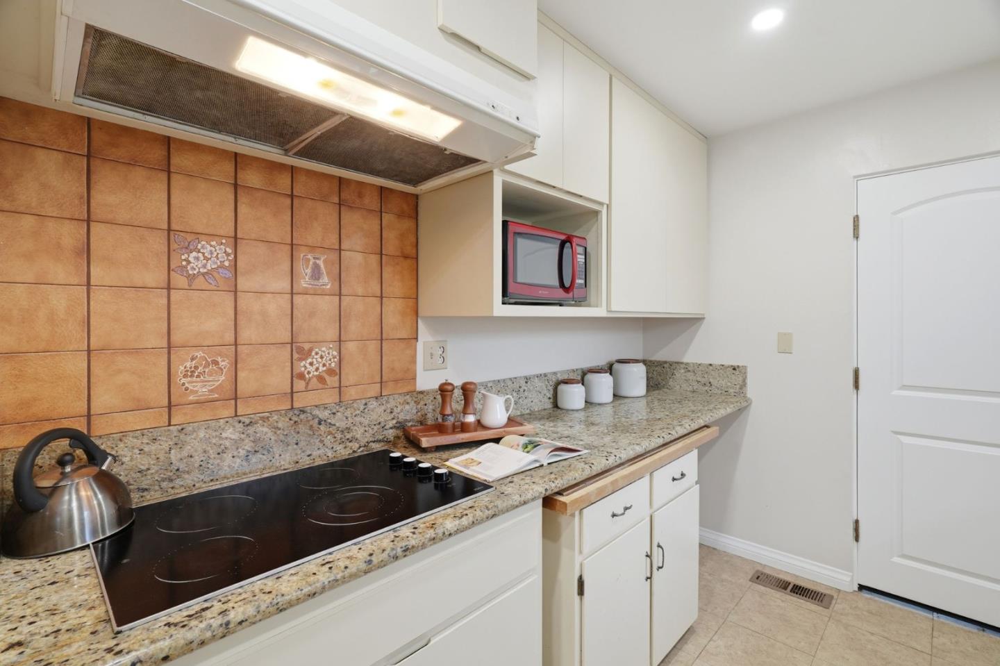 Detail Gallery Image 22 of 58 For 3240 Santa Maria Ave, Santa Clara,  CA 95051 - 3 Beds | 2 Baths