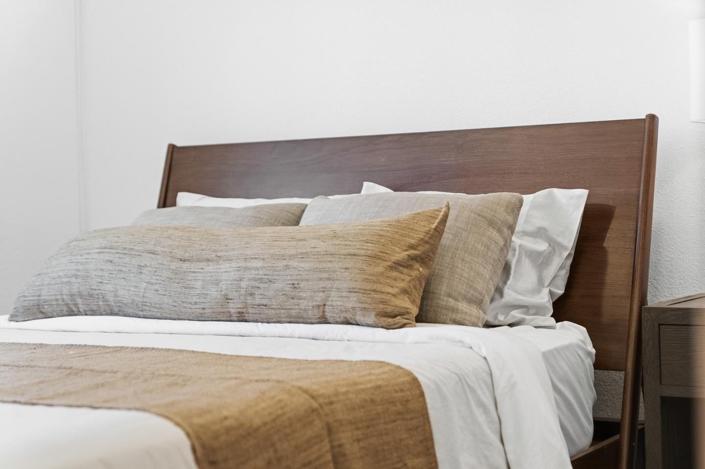 Detail Gallery Image 25 of 56 For 1257 Laurel Ave, East Palo Alto,  CA 94303 - 3 Beds | 1 Baths