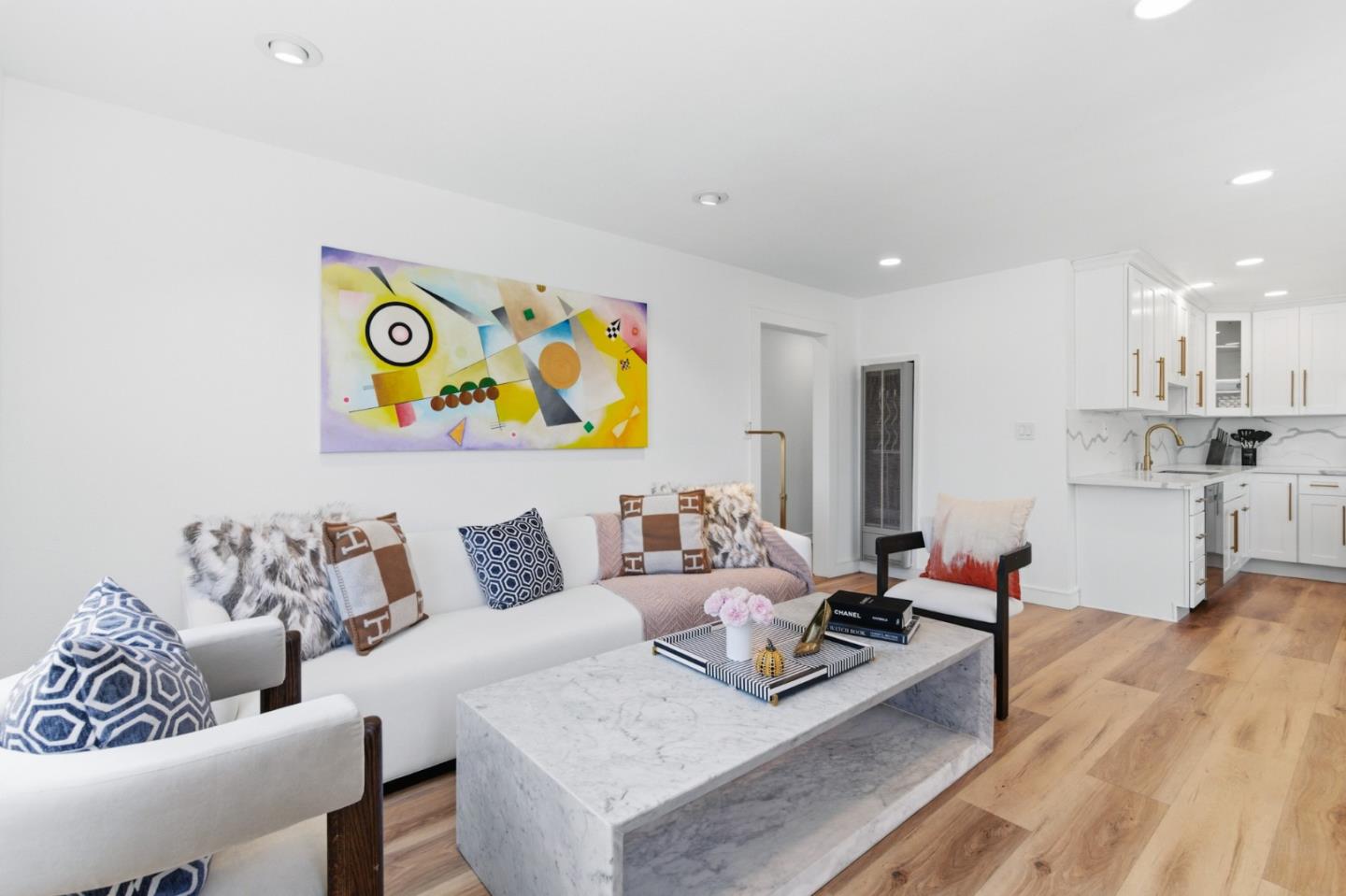 Detail Gallery Image 3 of 56 For 1257 Laurel Ave, East Palo Alto,  CA 94303 - 3 Beds | 1 Baths