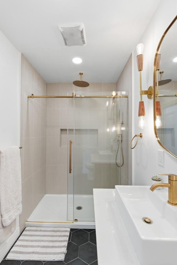 Detail Gallery Image 33 of 56 For 1257 Laurel Ave, East Palo Alto,  CA 94303 - 3 Beds | 1 Baths