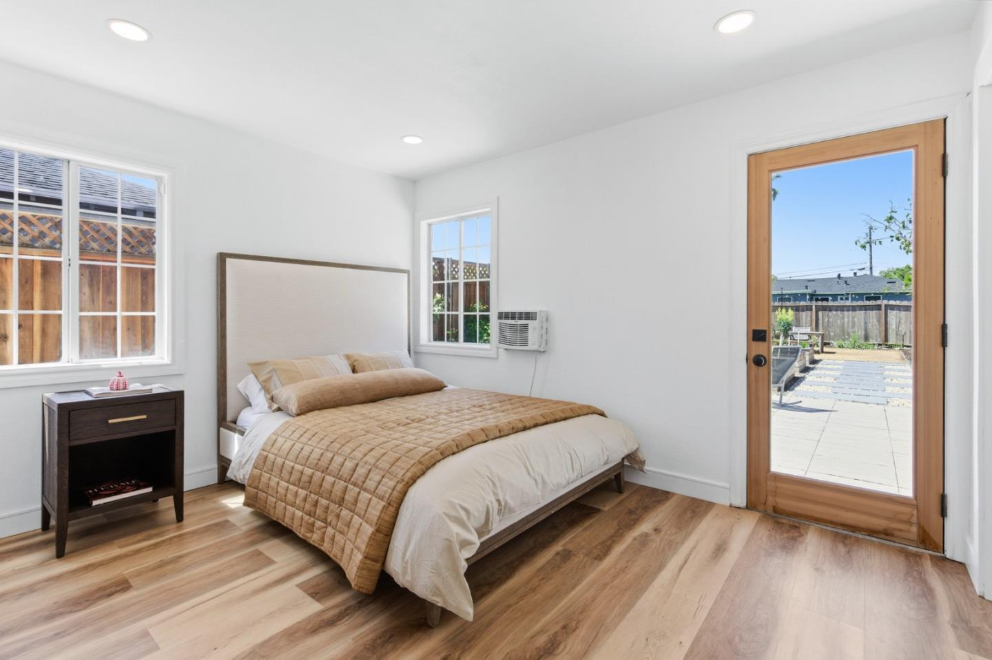 Detail Gallery Image 34 of 56 For 1257 Laurel Ave, East Palo Alto,  CA 94303 - 3 Beds | 1 Baths