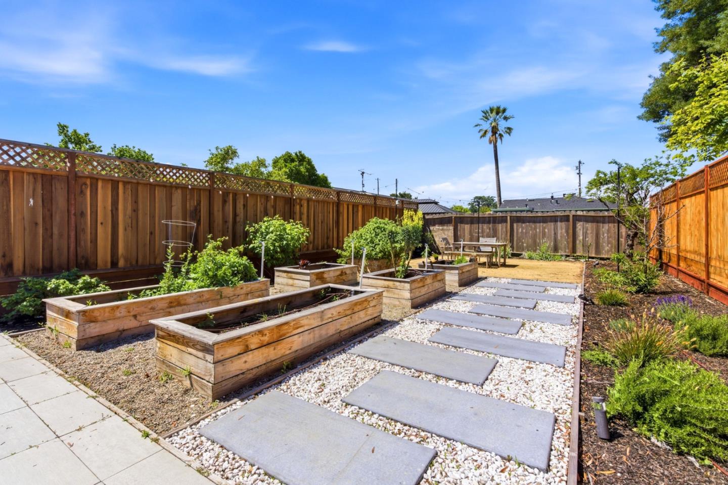 Detail Gallery Image 46 of 56 For 1257 Laurel Ave, East Palo Alto,  CA 94303 - 3 Beds | 1 Baths