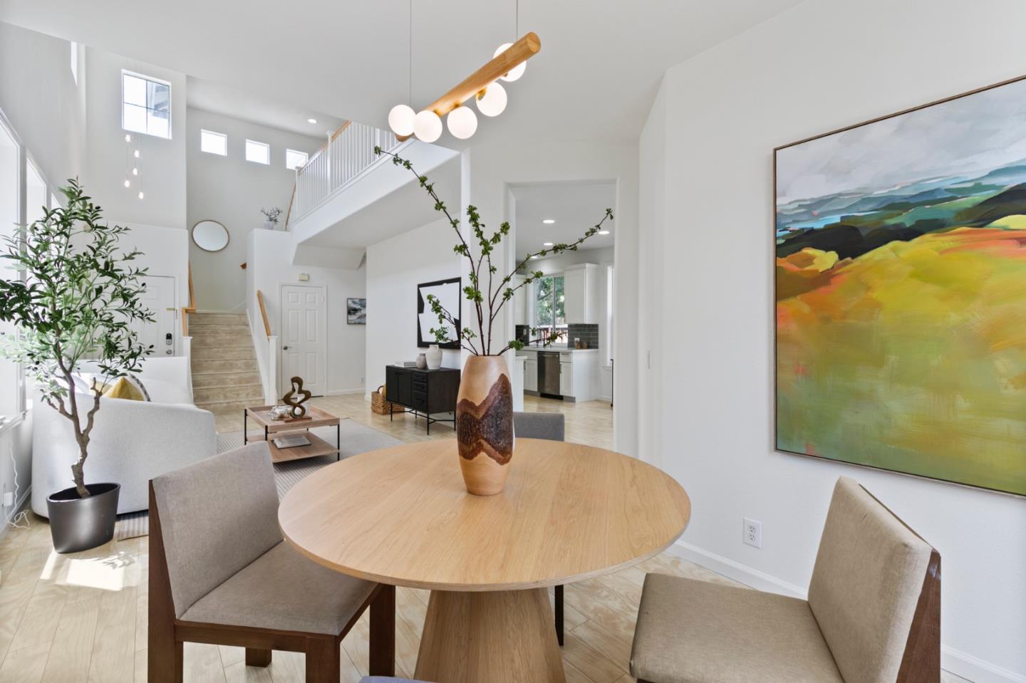 Detail Gallery Image 13 of 32 For 1986 Wayne Cir, San Jose,  CA 95131 - 3 Beds | 2/1 Baths