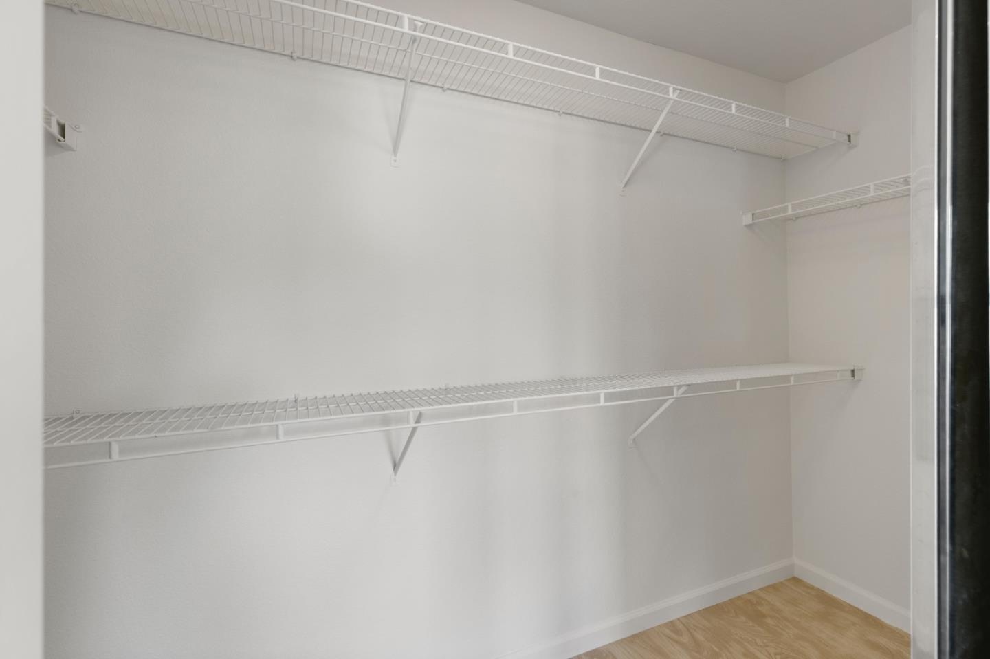 Detail Gallery Image 21 of 32 For 1986 Wayne Cir, San Jose,  CA 95131 - 3 Beds | 2/1 Baths