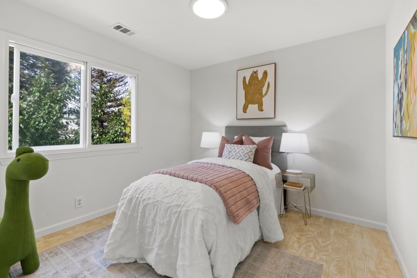 Detail Gallery Image 25 of 32 For 1986 Wayne Cir, San Jose,  CA 95131 - 3 Beds | 2/1 Baths