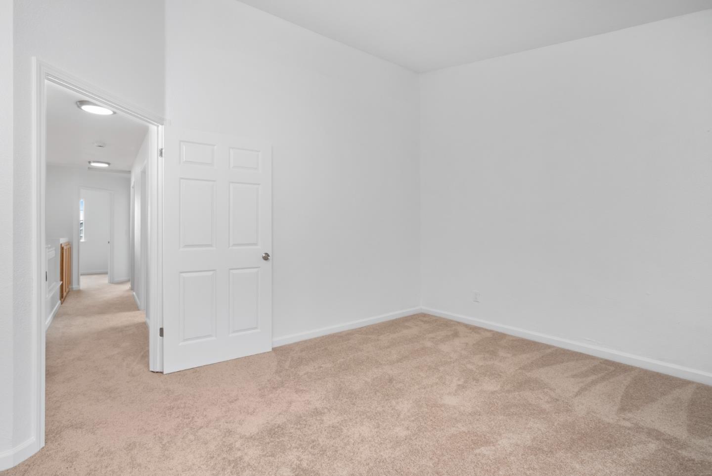 Detail Gallery Image 18 of 32 For 330 Carousel Dr, Vallejo,  CA 94589 - 4 Beds | 2/1 Baths