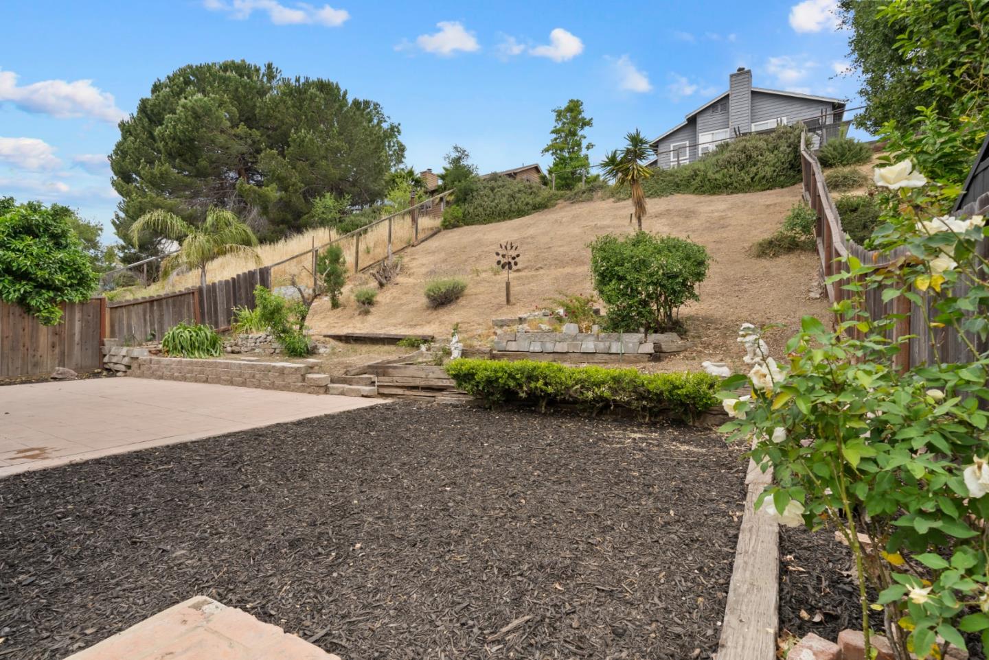 Detail Gallery Image 32 of 32 For 330 Carousel Dr, Vallejo,  CA 94589 - 4 Beds | 2/1 Baths