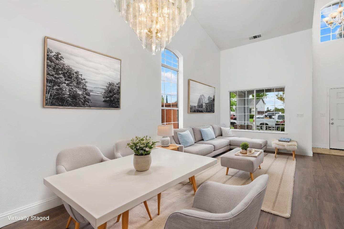 Detail Gallery Image 5 of 32 For 330 Carousel Dr, Vallejo,  CA 94589 - 4 Beds | 2/1 Baths