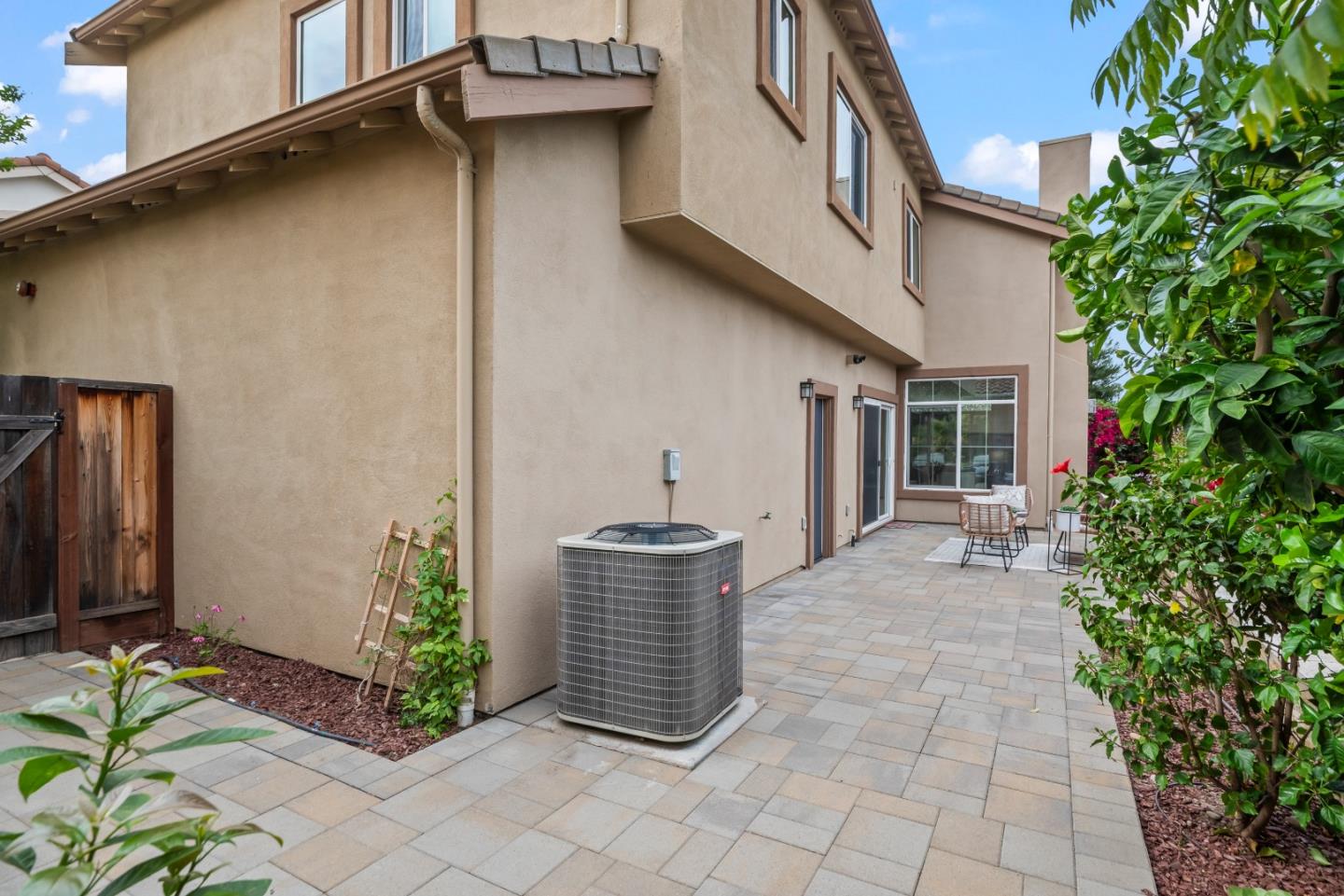 Detail Gallery Image 27 of 30 For 3010 Miles Dr, Santa Clara,  CA 95051 - 3 Beds | 2/1 Baths