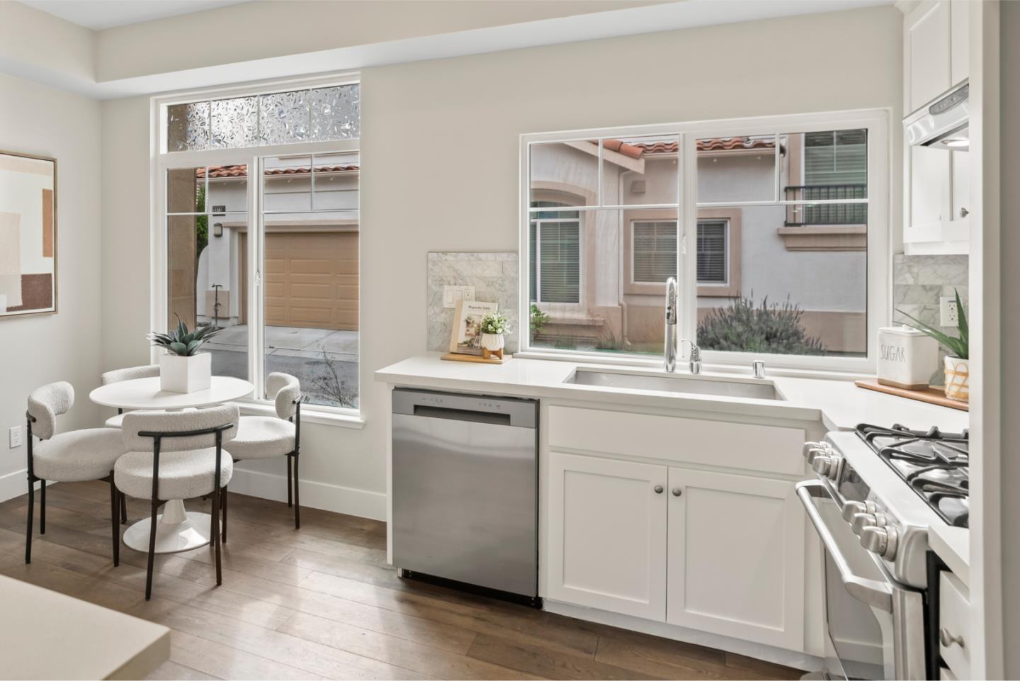 Detail Gallery Image 9 of 30 For 3010 Miles Dr, Santa Clara,  CA 95051 - 3 Beds | 2/1 Baths