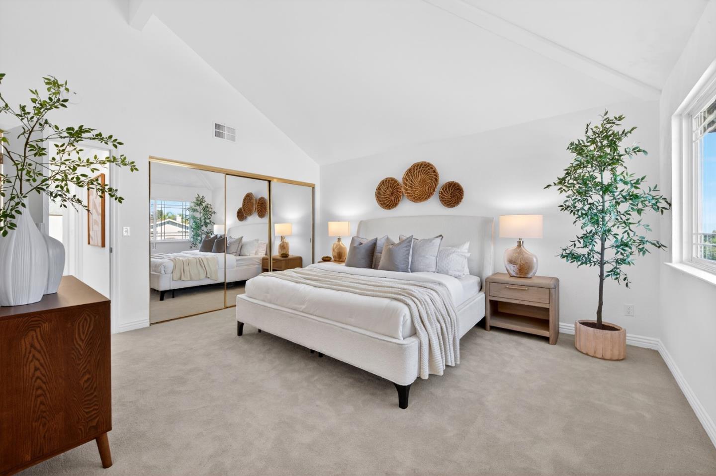 Detail Gallery Image 40 of 62 For 3220 Heritage Point Ct, San Jose,  CA 95148 - 5 Beds | 3 Baths