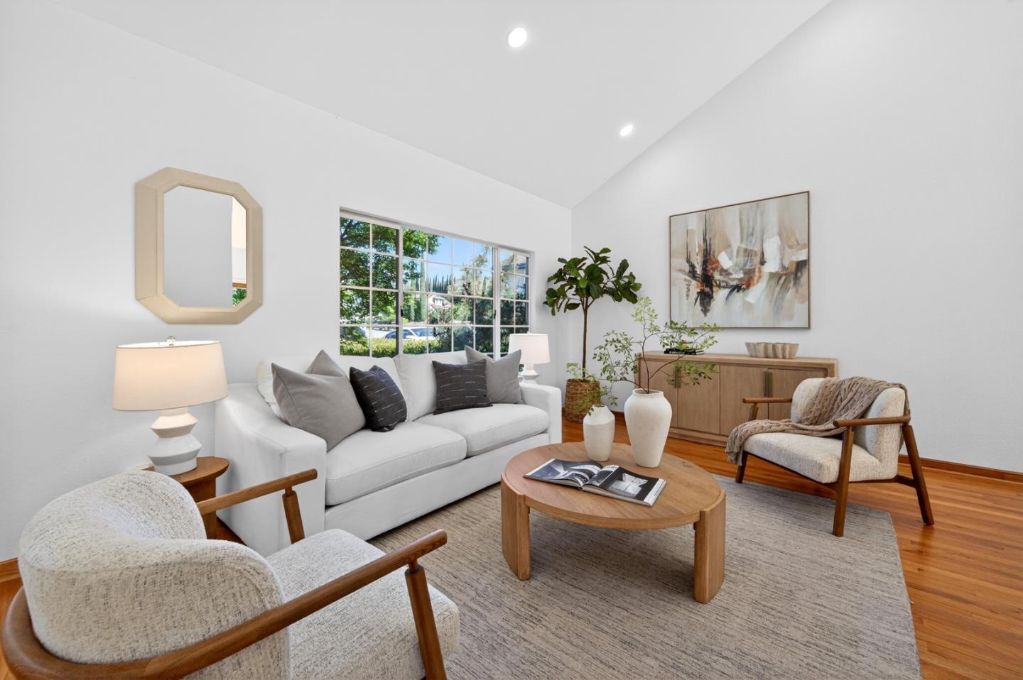 Detail Gallery Image 5 of 62 For 3220 Heritage Point Ct, San Jose,  CA 95148 - 5 Beds | 3 Baths