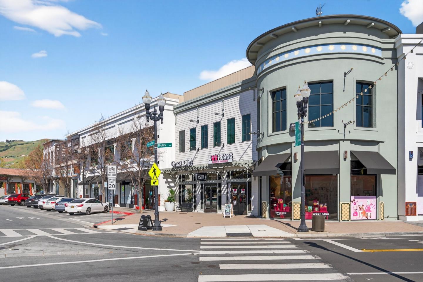Detail Gallery Image 58 of 62 For 3220 Heritage Point Ct, San Jose,  CA 95148 - 5 Beds | 3 Baths