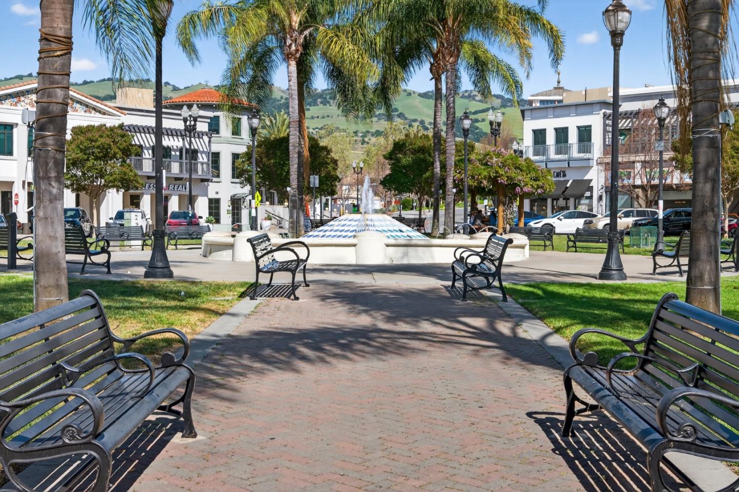 Detail Gallery Image 60 of 62 For 3220 Heritage Point Ct, San Jose,  CA 95148 - 5 Beds | 3 Baths