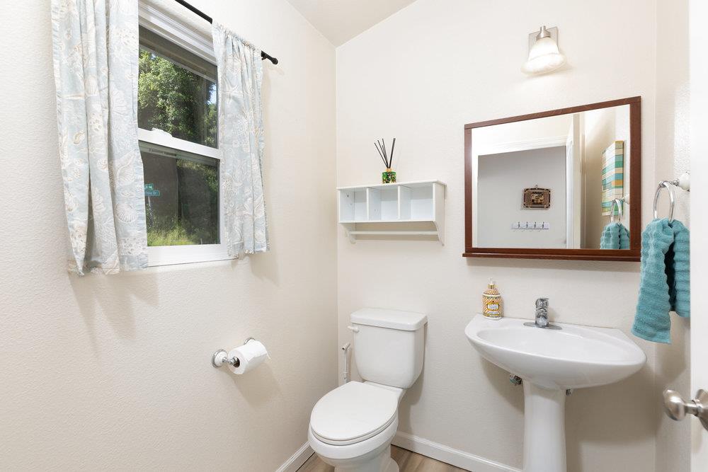 Detail Gallery Image 26 of 38 For 2889 Branciforte Dr, Santa Cruz,  CA 95065 - 4 Beds | 2/1 Baths