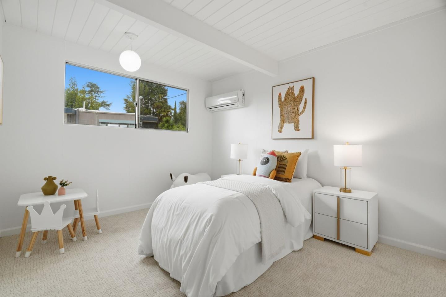 Detail Gallery Image 17 of 29 For 625 W Remington Dr, Sunnyvale,  CA 94087 - 4 Beds | 2 Baths