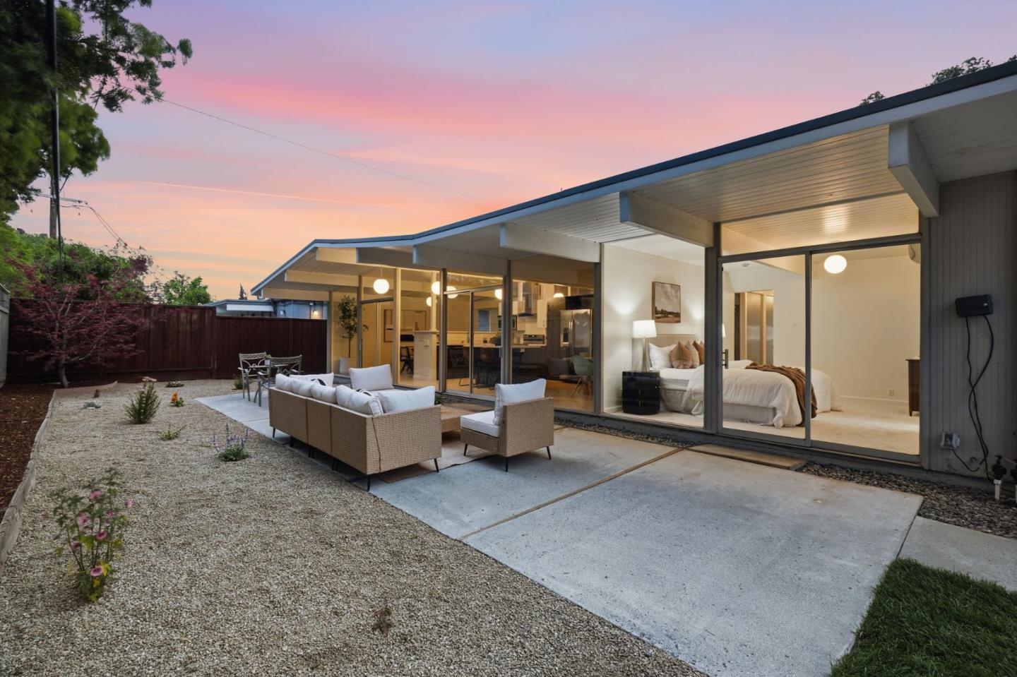 Detail Gallery Image 29 of 29 For 625 W Remington Dr, Sunnyvale,  CA 94087 - 4 Beds | 2 Baths