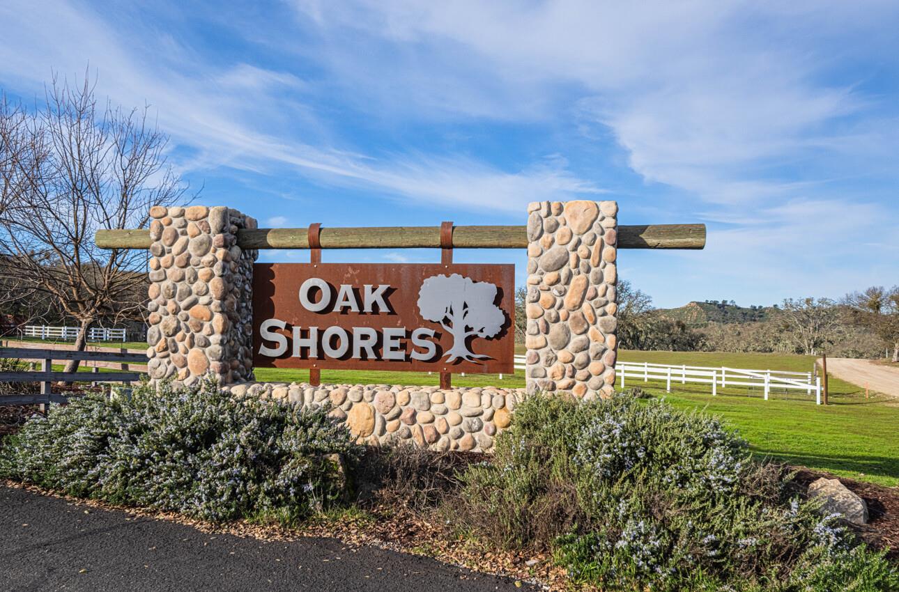 Detail Gallery Image 3 of 62 For 8730 Bluff Ct, Bradley_SLP,  CA 93426 - 5 Beds | 5/1 Baths