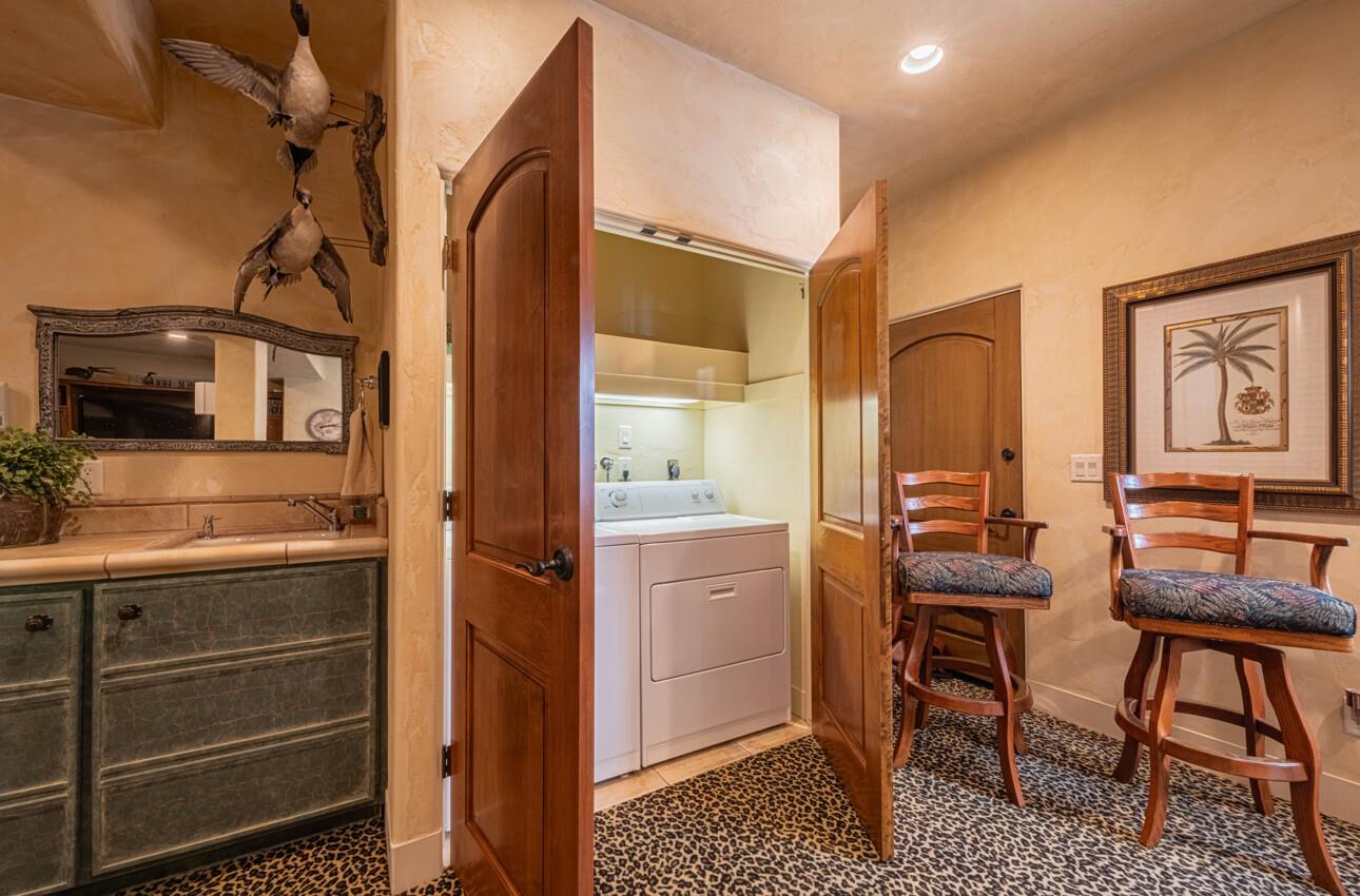 Detail Gallery Image 36 of 62 For 8730 Bluff Ct, Bradley_SLP,  CA 93426 - 5 Beds | 5/1 Baths