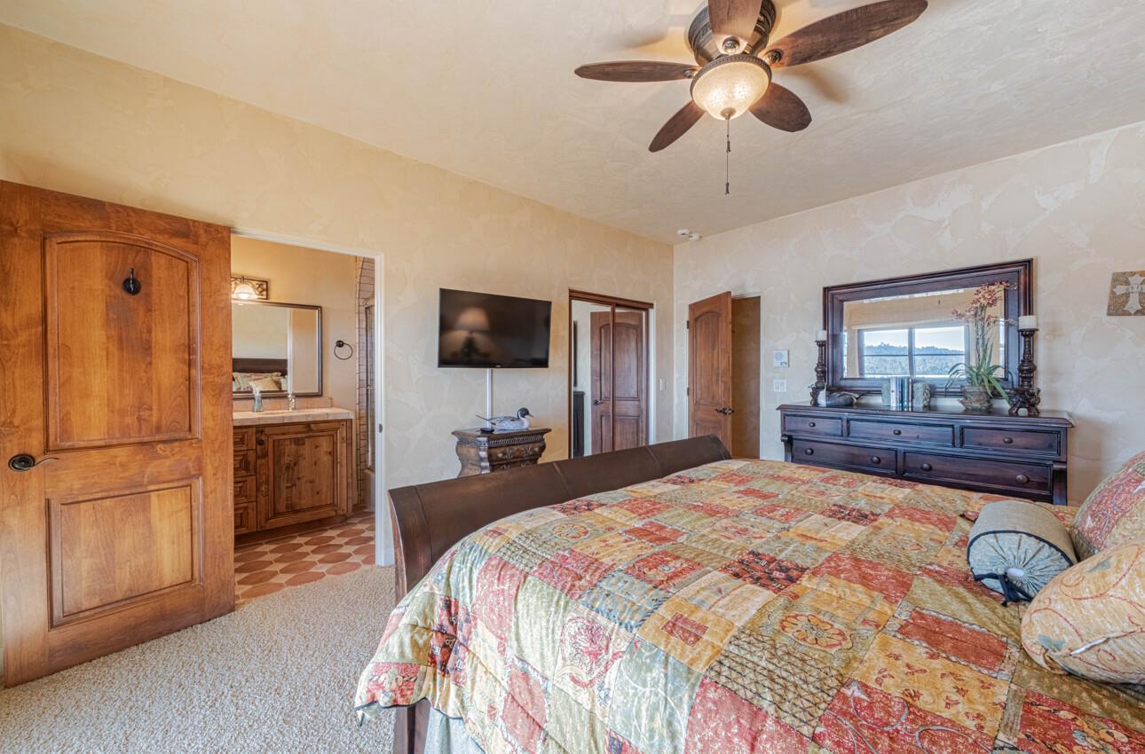 Detail Gallery Image 43 of 62 For 8730 Bluff Ct, Bradley_SLP,  CA 93426 - 5 Beds | 5/1 Baths