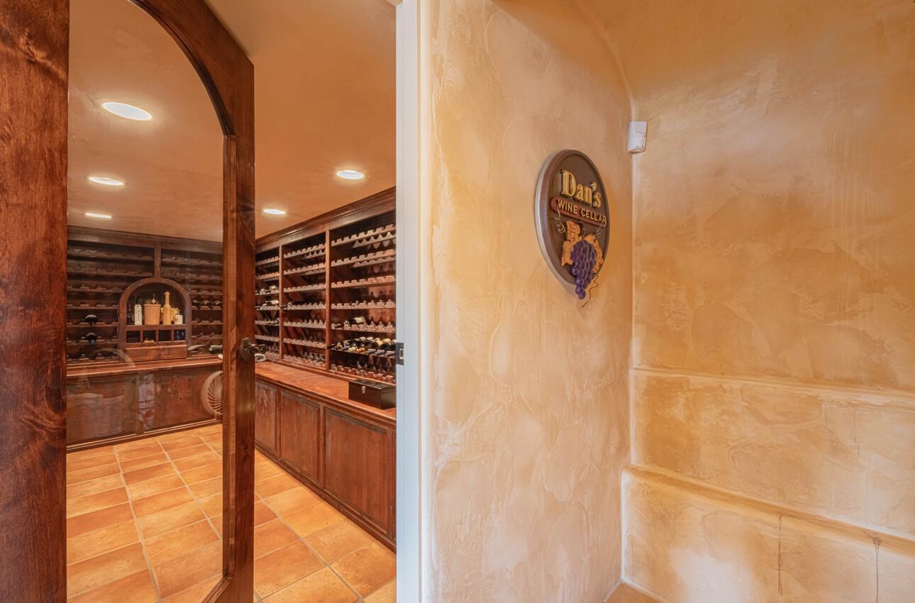 Detail Gallery Image 49 of 62 For 8730 Bluff Ct, Bradley_SLP,  CA 93426 - 5 Beds | 5/1 Baths