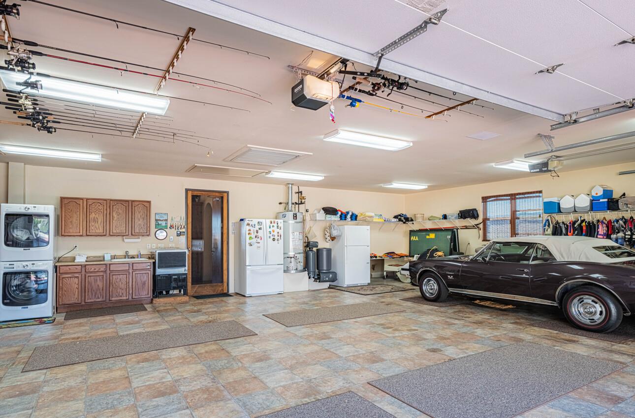 Detail Gallery Image 61 of 62 For 8730 Bluff Ct, Bradley_SLP,  CA 93426 - 5 Beds | 5/1 Baths