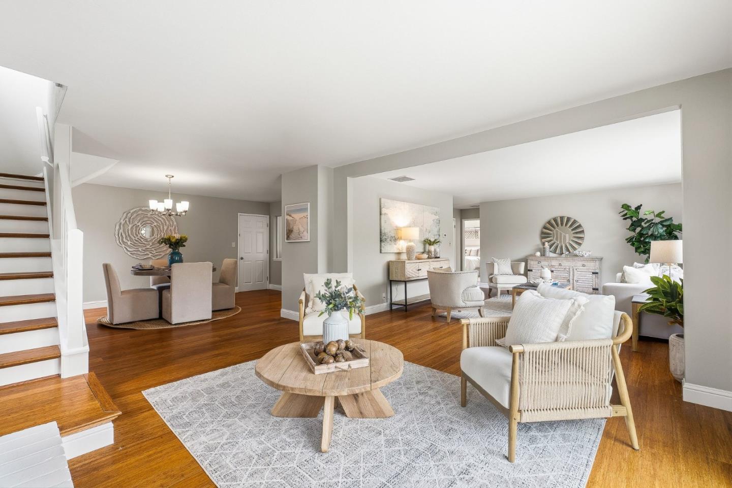 Detail Gallery Image 13 of 44 For 345 15th Ave, Santa Cruz,  CA 95062 - 3 Beds | 3 Baths