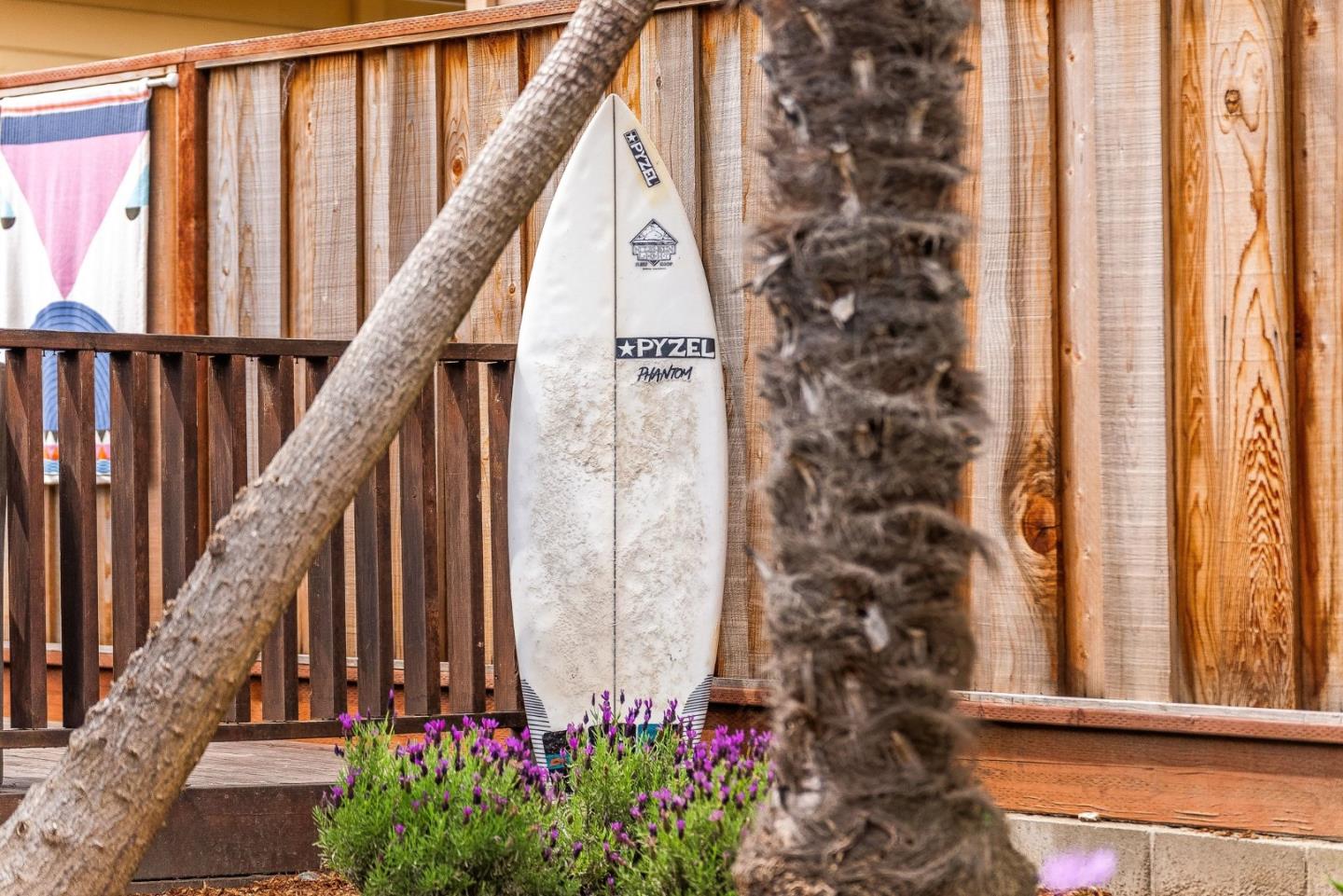 Detail Gallery Image 24 of 44 For 345 15th Ave, Santa Cruz,  CA 95062 - 3 Beds | 3 Baths