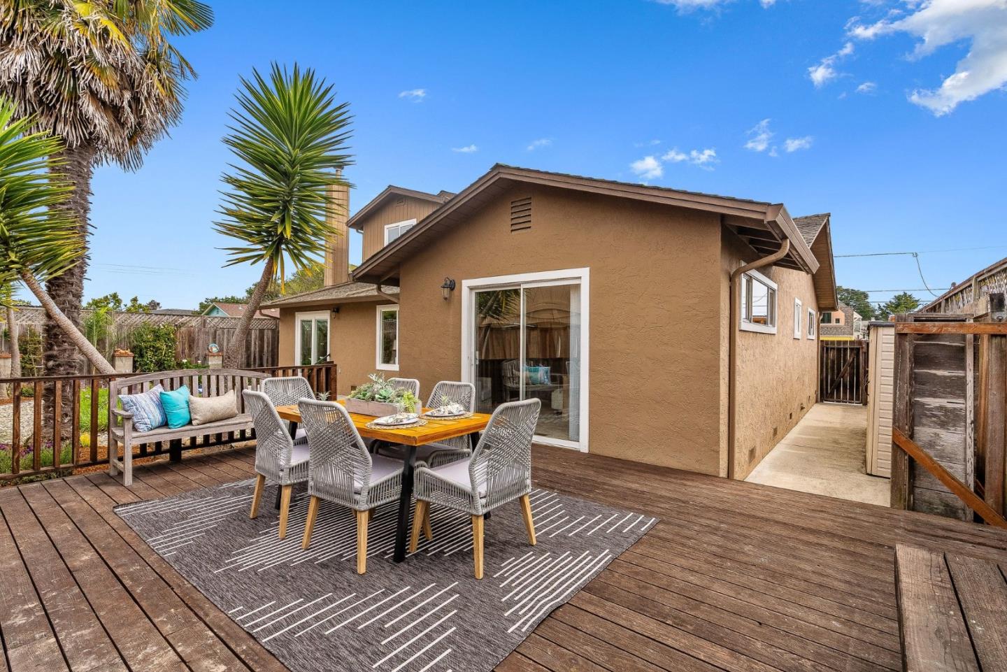 Detail Gallery Image 25 of 44 For 345 15th Ave, Santa Cruz,  CA 95062 - 3 Beds | 3 Baths