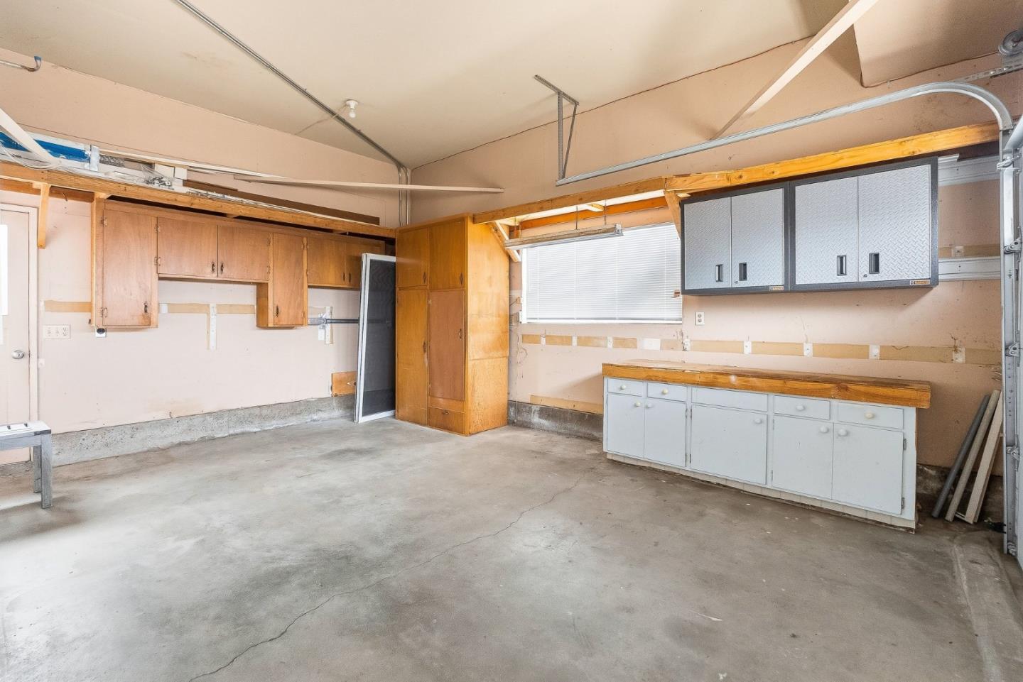 Detail Gallery Image 28 of 44 For 345 15th Ave, Santa Cruz,  CA 95062 - 3 Beds | 3 Baths