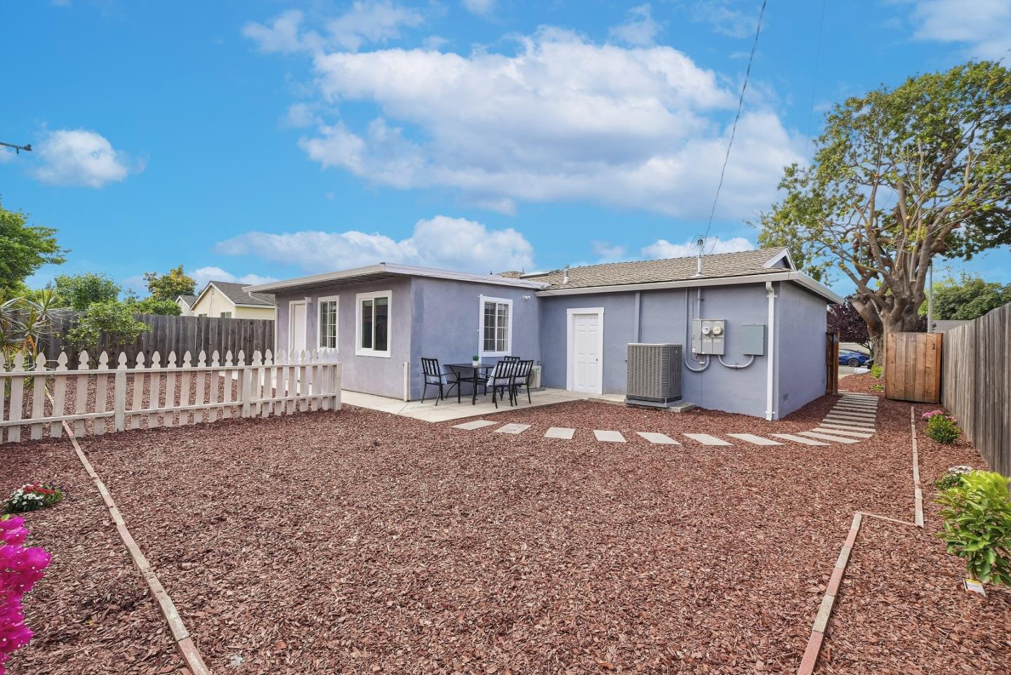 Detail Gallery Image 47 of 55 For 4663 Mangrum Dr, Santa Clara,  CA 95054 - 5 Beds | 3 Baths