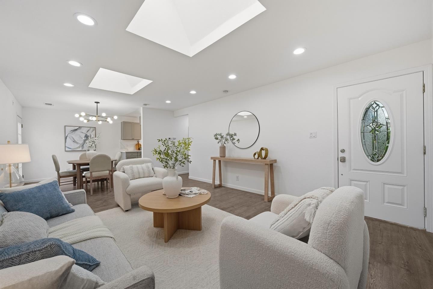 Detail Gallery Image 5 of 55 For 4663 Mangrum Dr, Santa Clara,  CA 95054 - 5 Beds | 3 Baths