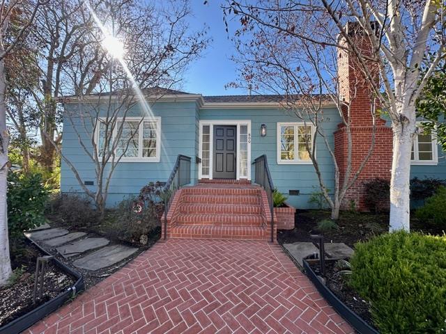 Front Image Thumbnail for ML82041111